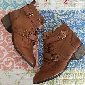 Lace Up Buckle Boots 8